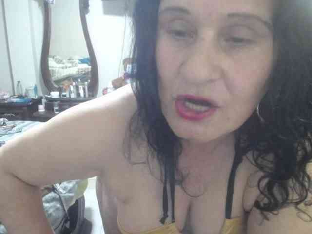 jazmin-mature webcam