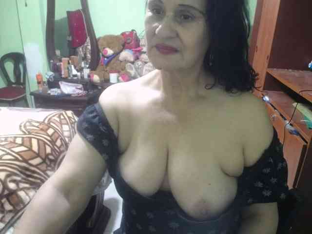 jazmin-mature webcam