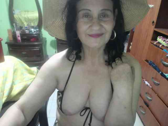 jazmin-mature webcam