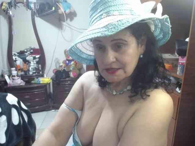 jazmin-mature webcam