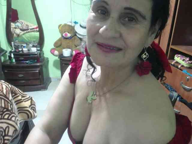 jazmin-mature webcam