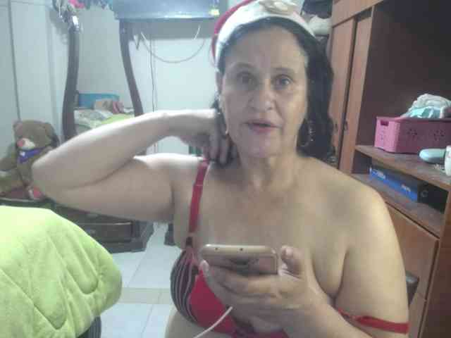 jazmin-mature webcam