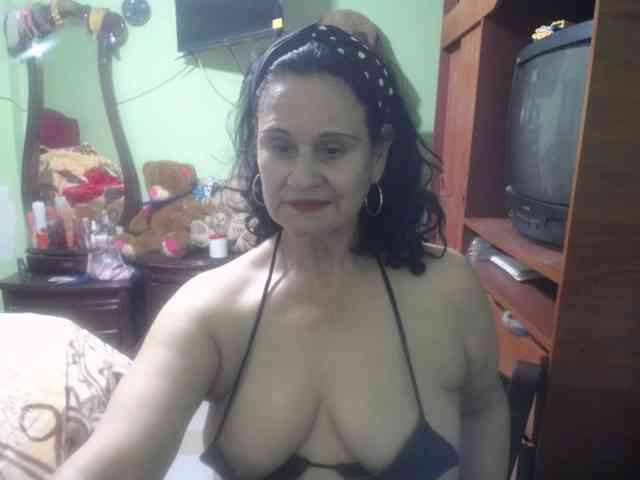 jazmin-mature webcam