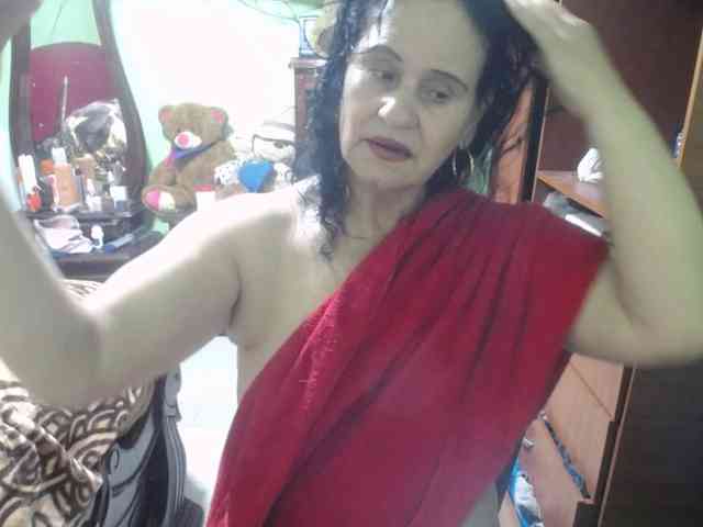 jazmin-mature webcam