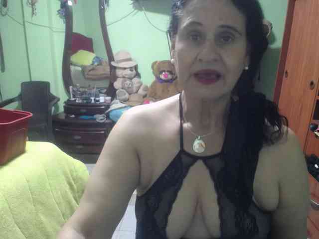 jazmin-mature webcam