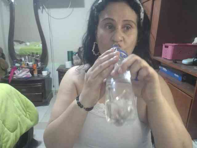 jazmin-mature webcam