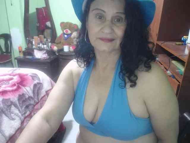 jazmin-mature webcam