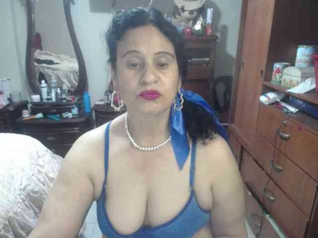 jazmin-mature webcam
