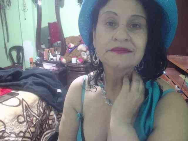 jazmin-mature webcam