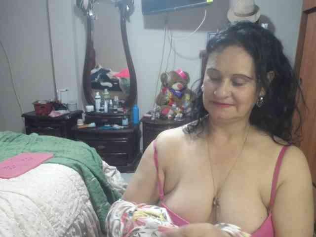 jazmin-mature webcam