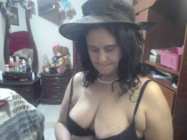 jazmin-mature webcam