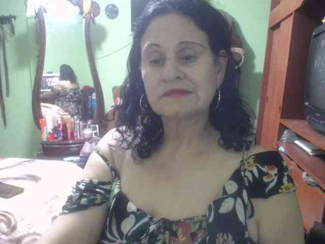 jazmin-mature webcam