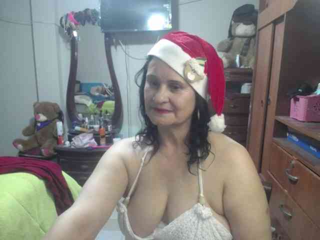 jazmin-mature webcam