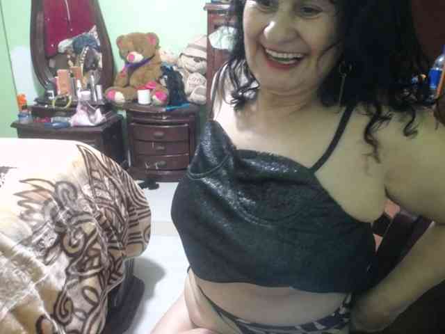 jazmin-mature webcam