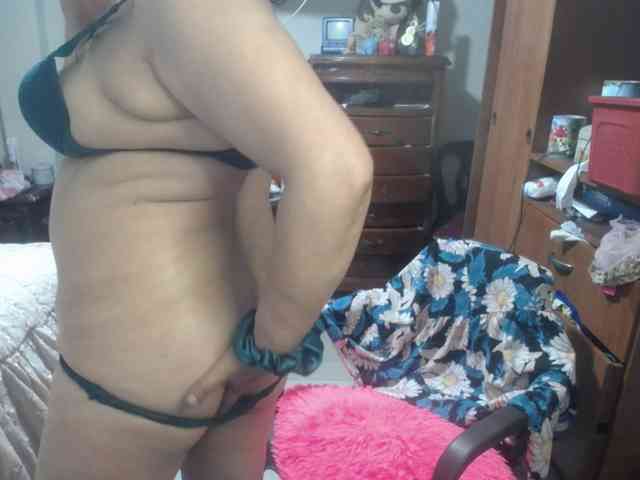 jazmin-mature webcam