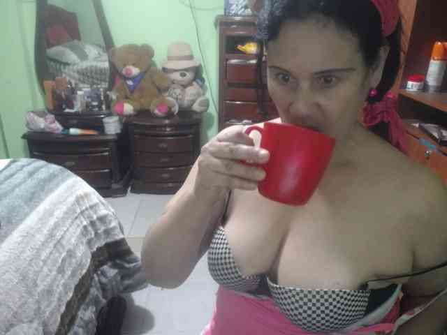jazmin-mature webcam