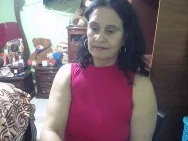 jazmin-mature webcam