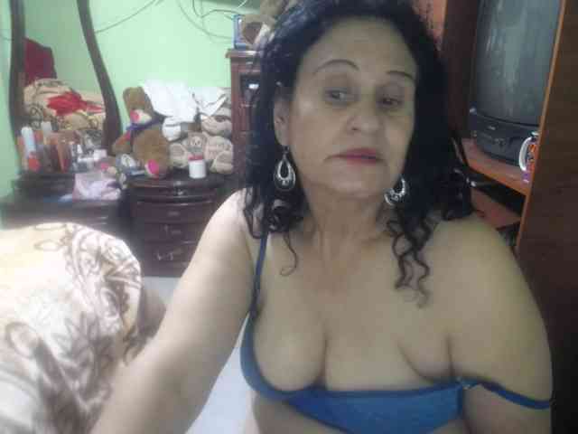 jazmin-mature webcam