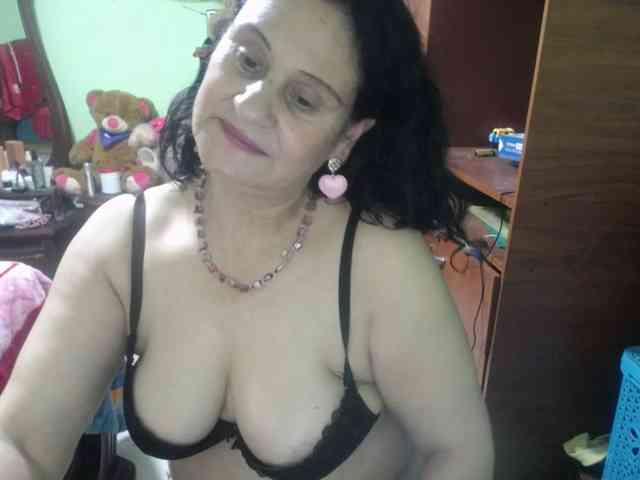 jazmin-mature webcam