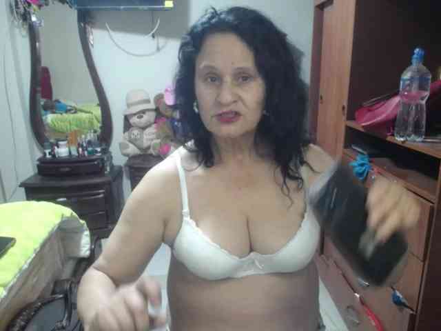 jazmin-mature jazmin-mature