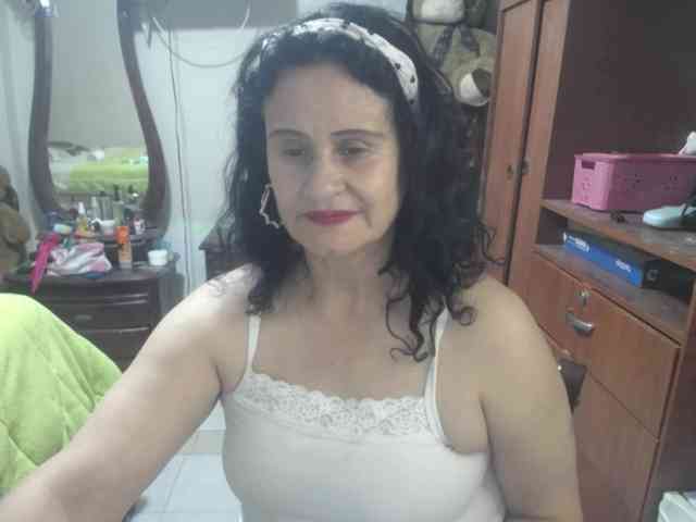 jazmin-mature webcam