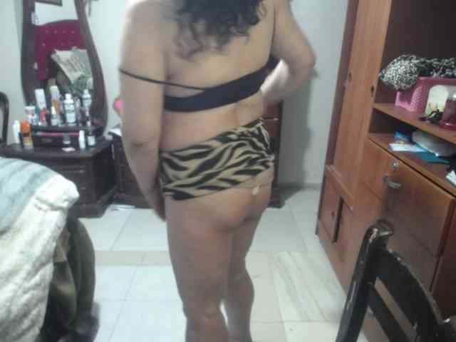 jazmin-mature webcam