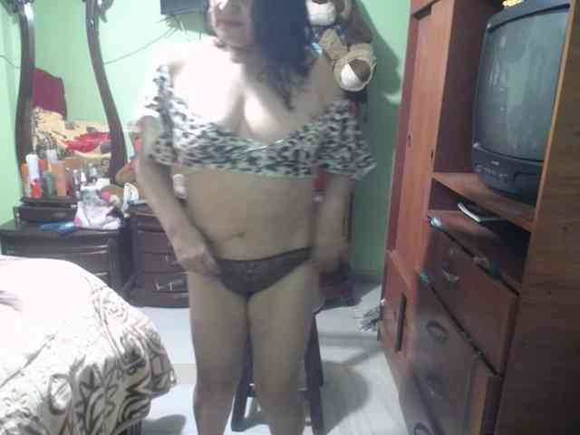 jazmin-mature webcam