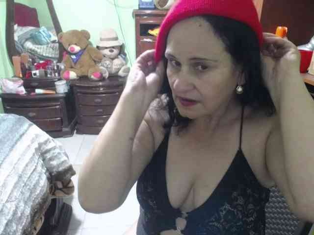 jazmin-mature webcam