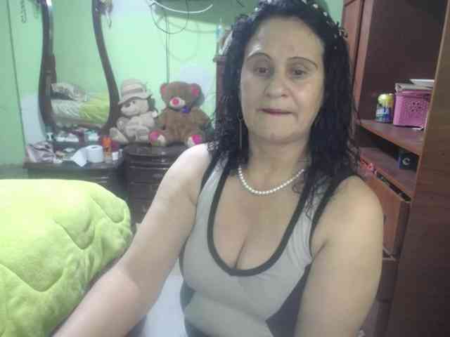 jazmin-mature webcam