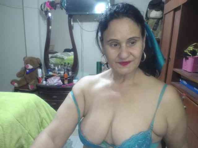 jazmin-mature webcam