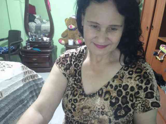 jazmin-mature webcam
