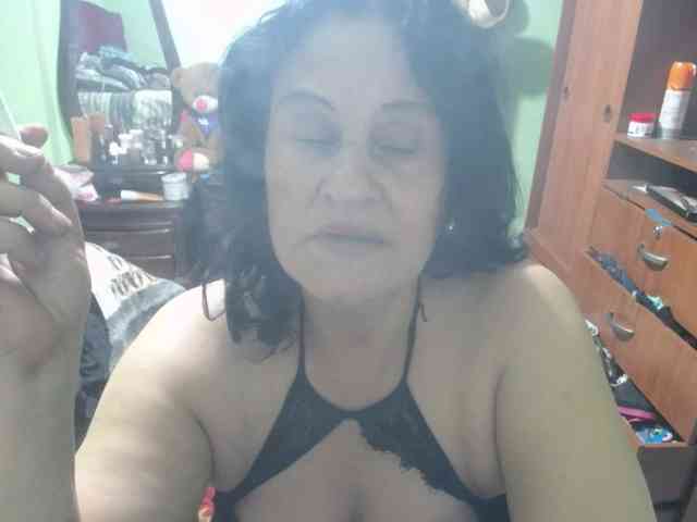 jazmin-mature webcam
