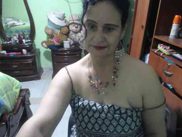 jazmin-mature webcam