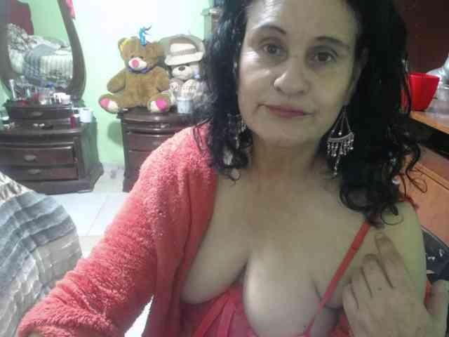 jazmin-mature webcam