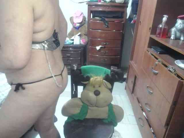 jazmin-mature webcam