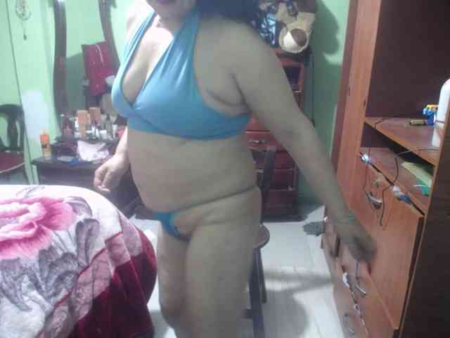 jazmin-mature webcam