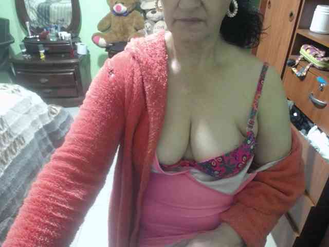 jazmin-mature webcam