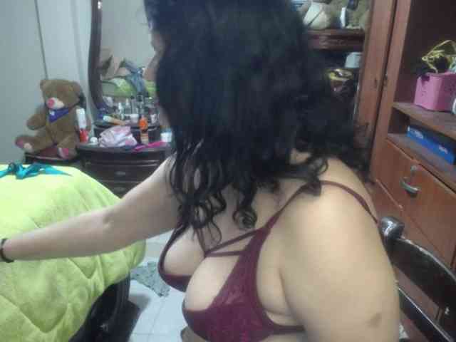 jazmin-mature webcam