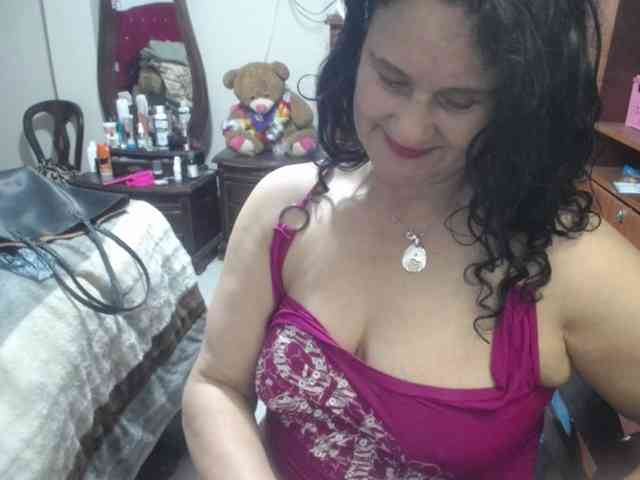 jazmin-mature webcam