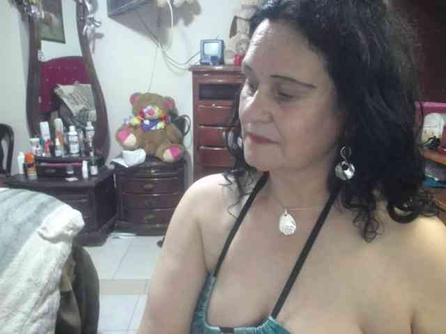 jazmin-mature webcam