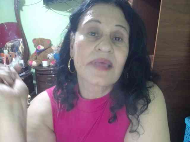 jazmin-mature webcam