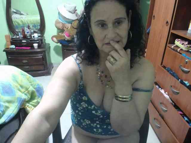 jazmin-mature webcam