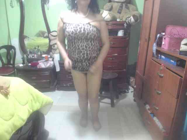 jazmin-mature webcam