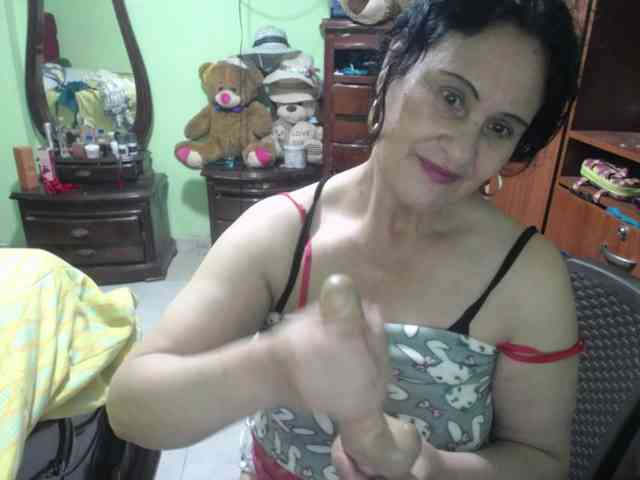 jazmin-mature webcam