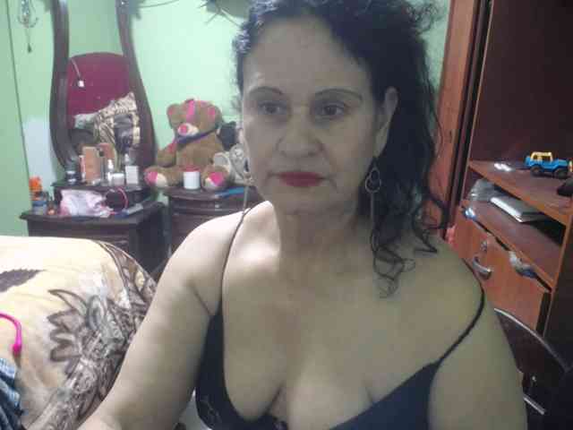 jazmin-mature webcam