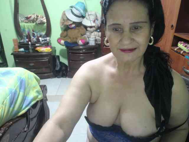jazmin-mature webcam
