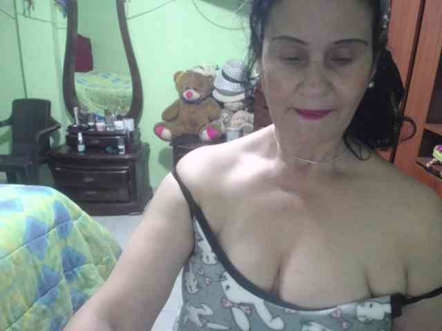 jazmin-mature webcam