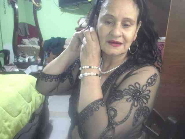 jazmin-mature jazmin-mature