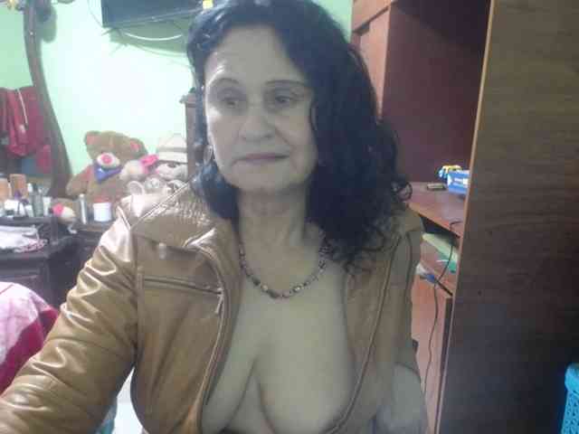 jazmin-mature webcam