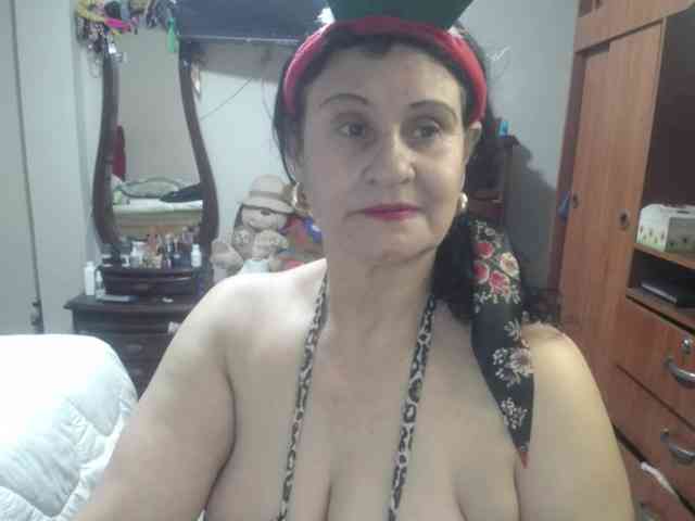 jazmin-mature jazmin-mature